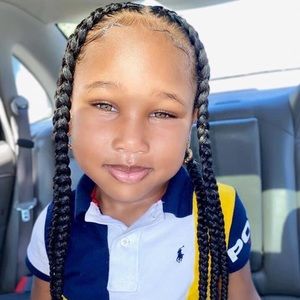 Meet your Posher, Derrick